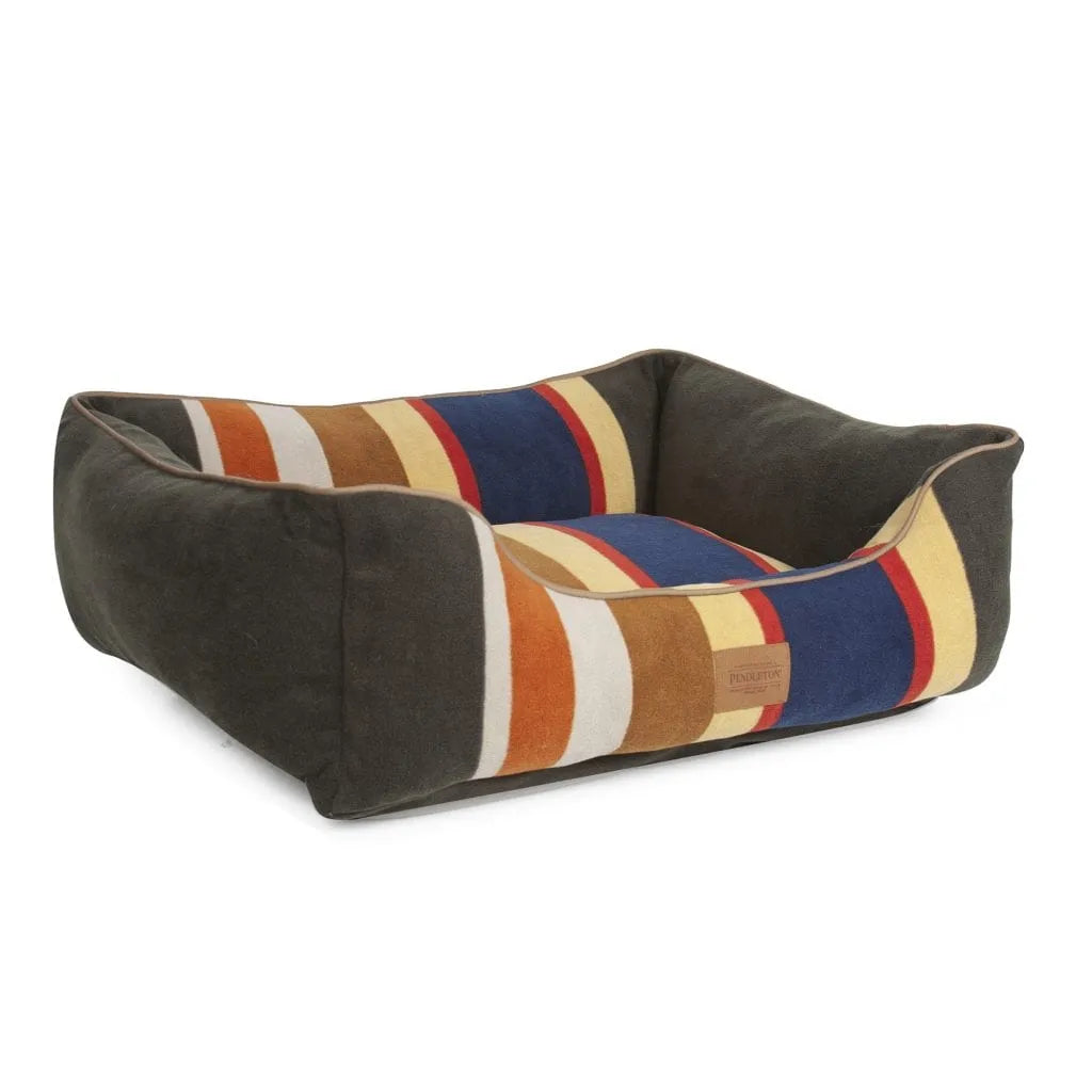 Pendleton Badlands National Park Kuddler Fleece Dog Bed