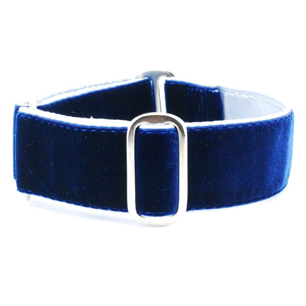 Holiday Velvet – Blue/Silver Martingale Dog Collar